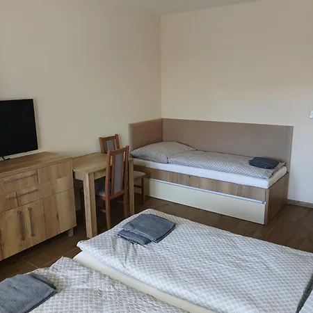 Πανσιόν Alti Prosiek