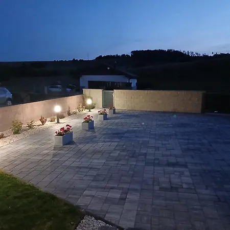 Alti Πανσιόν Prosiek